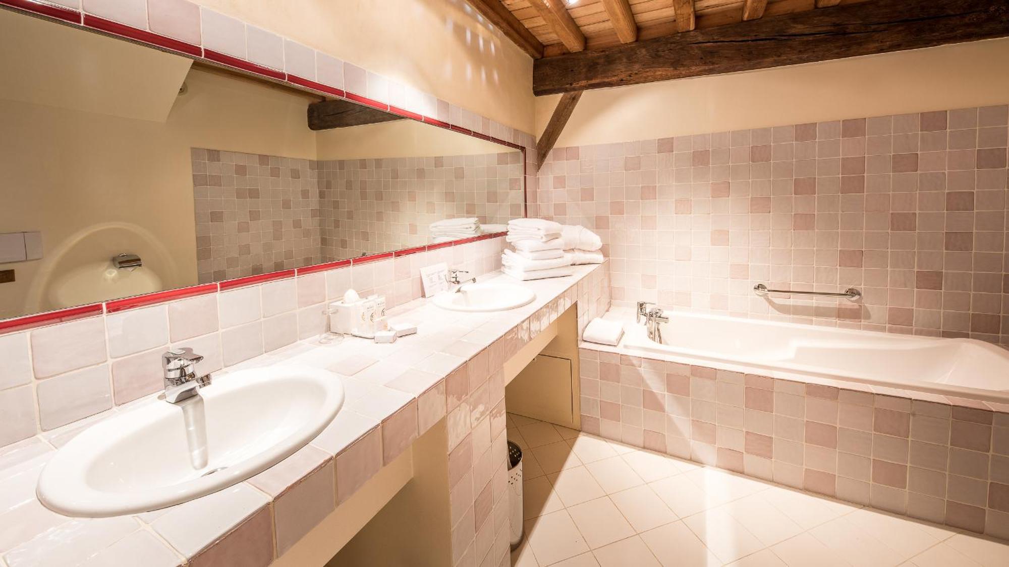 Le Champ Des Oiseaux Hotel & Spa Troyes Bagian luar foto