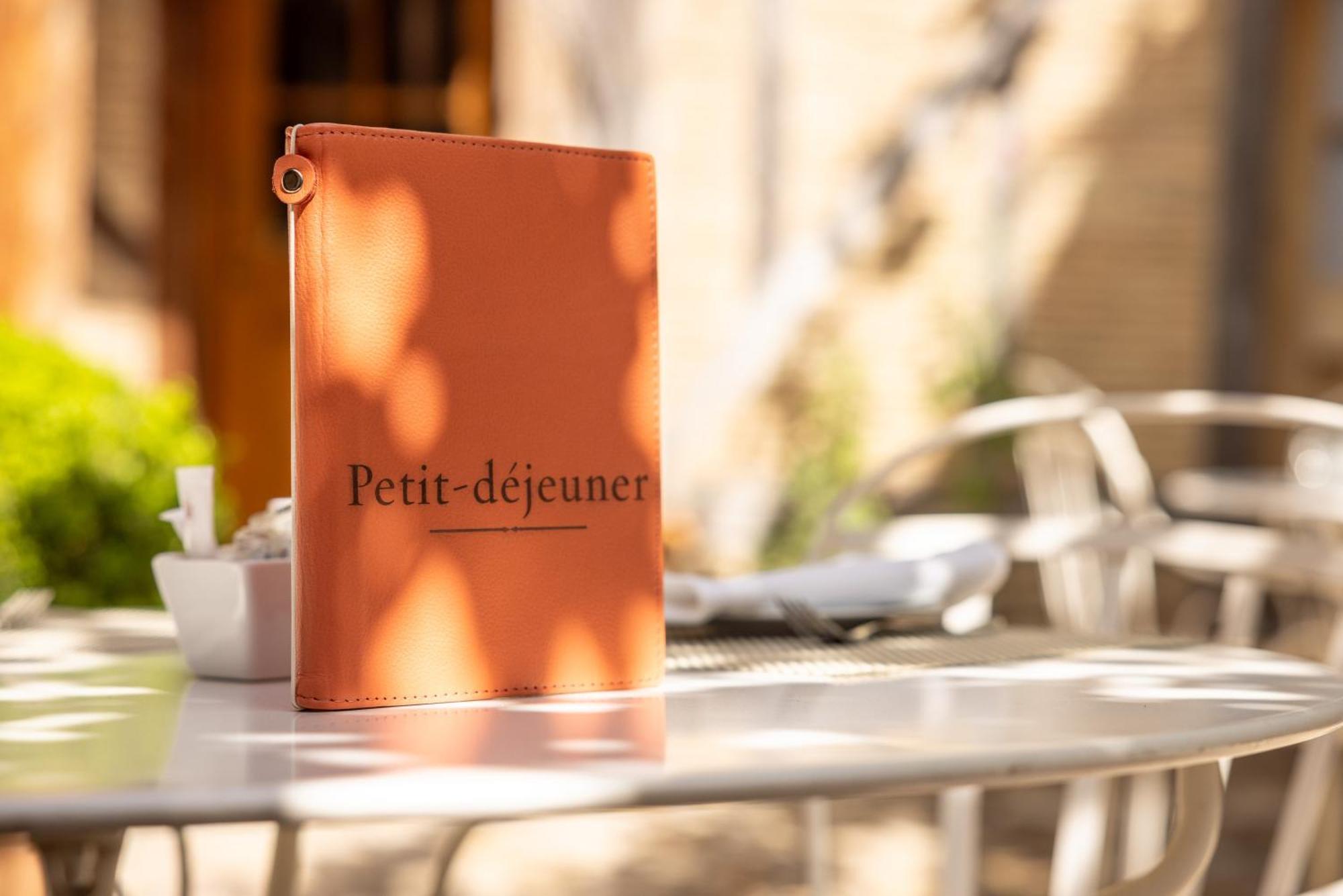 Le Champ Des Oiseaux Hotel & Spa Troyes Bagian luar foto