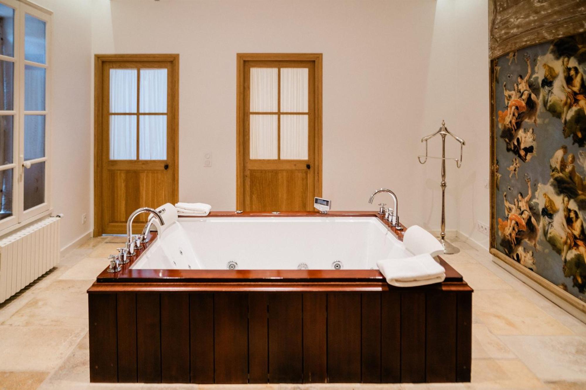 Le Champ Des Oiseaux Hotel & Spa Troyes Bagian luar foto